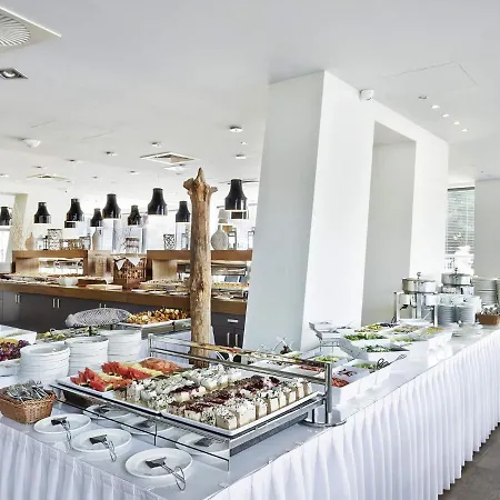 Vacationclub - Olympic Park Apartament C605 コウォブジェク